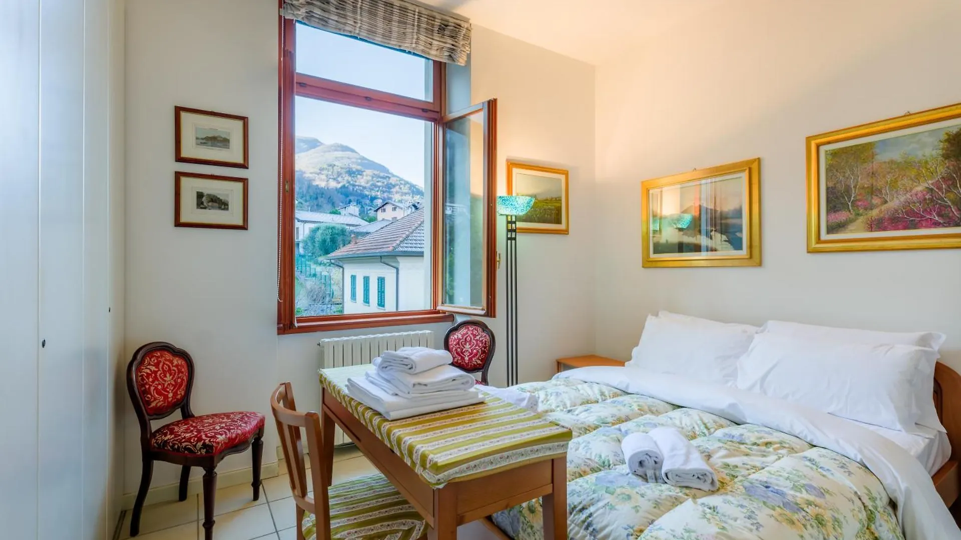 Regal Villa With Como Lake View And Free Parking Bellagio