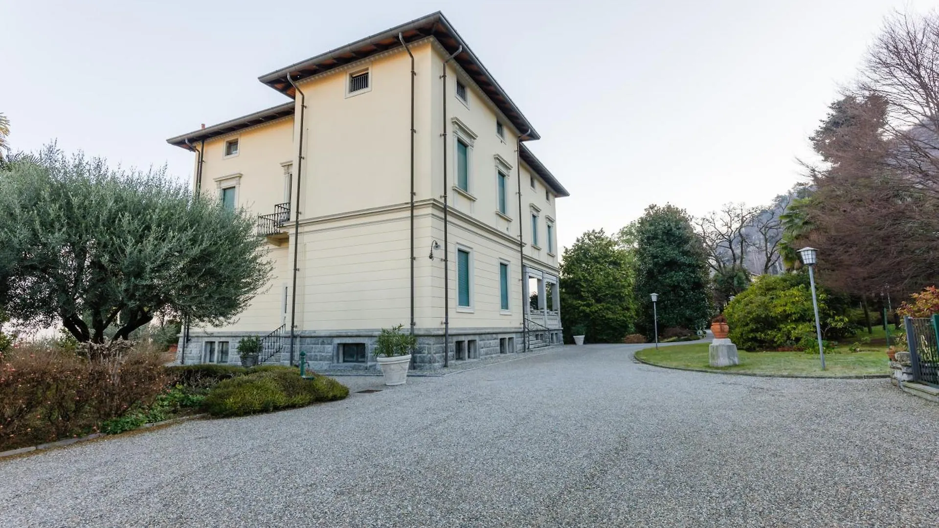 Regal Villa With Como Lake View And Free Parking Bellagio Apartment